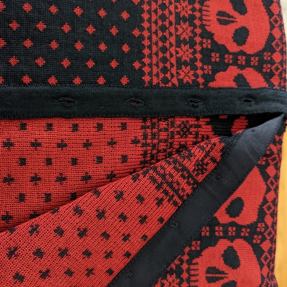 Red button up skull cardigan, Small - Picture 8 of 8